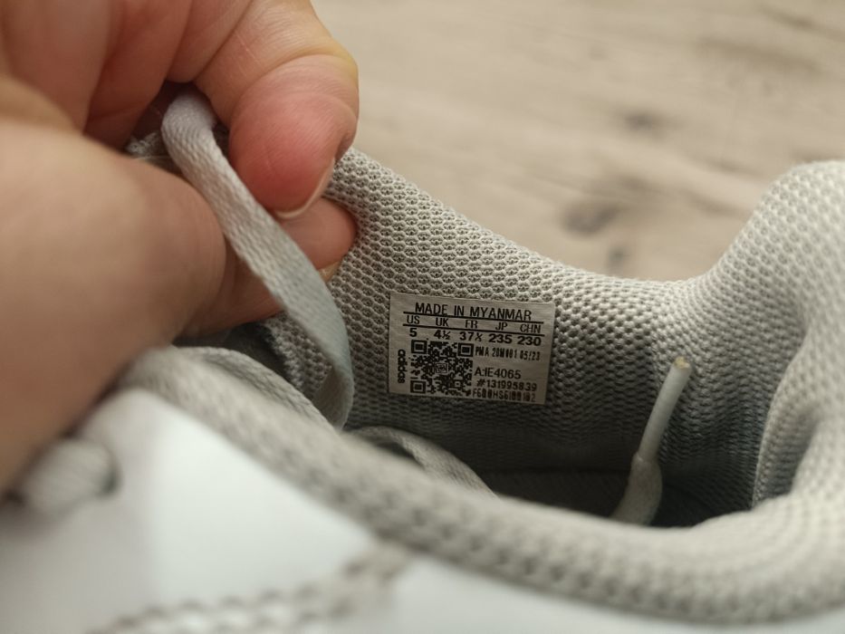 Buty halówki ADIDAS