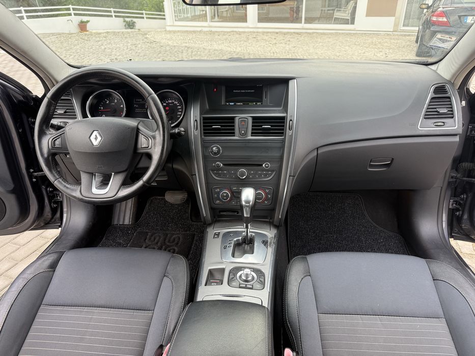 Renault Latitude 2.0 DCI