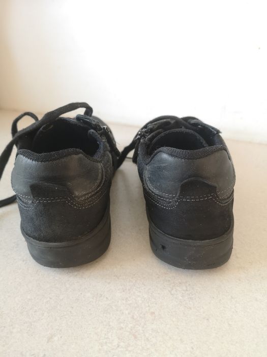 Buty Lasocki czarne rozm. 34 wiązane i na zamek
