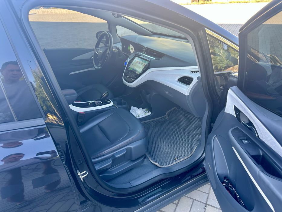 Chevrolet bolt ev 2018 premier