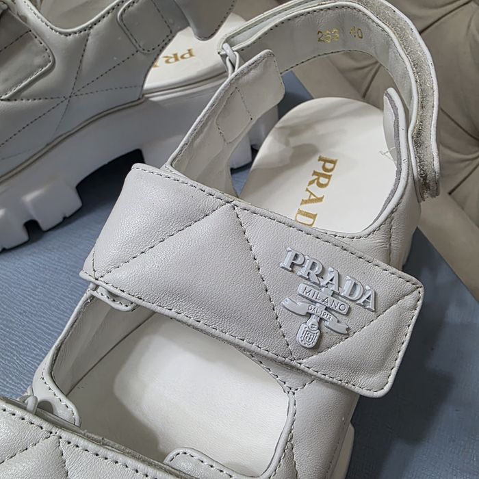 Босоніжки Prada Monolith