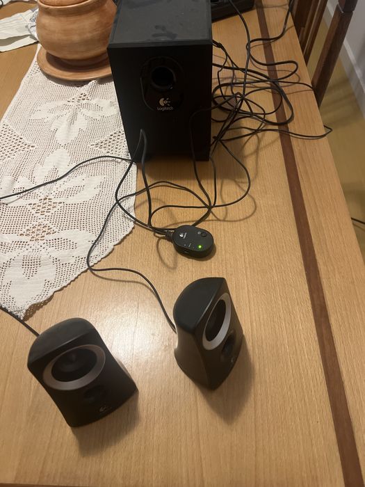 Colunas   Marca logitech