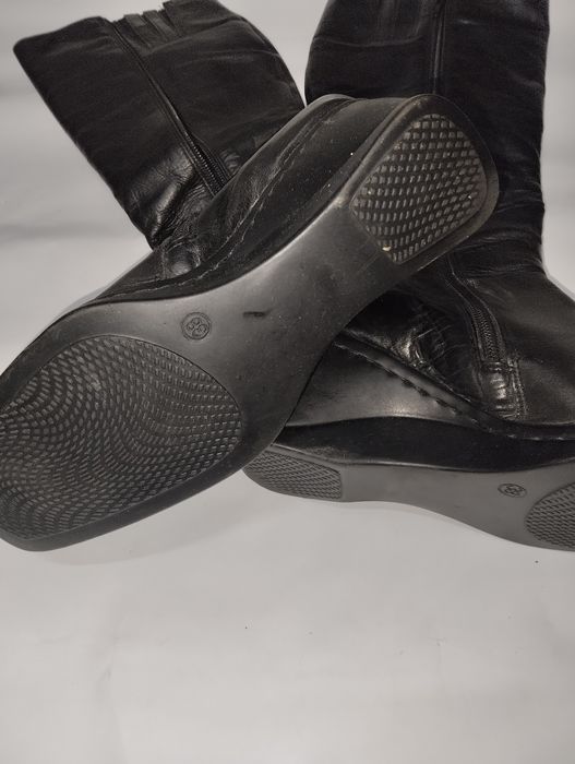 Женские кожаные зимние сапоги