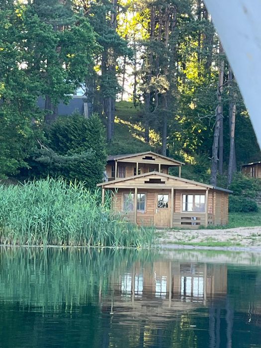 Domek nad jeziorem