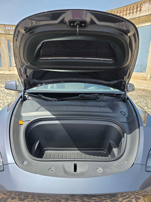 Tesla Model Y Long-range Dual Motor AWD 514 CV - 2022