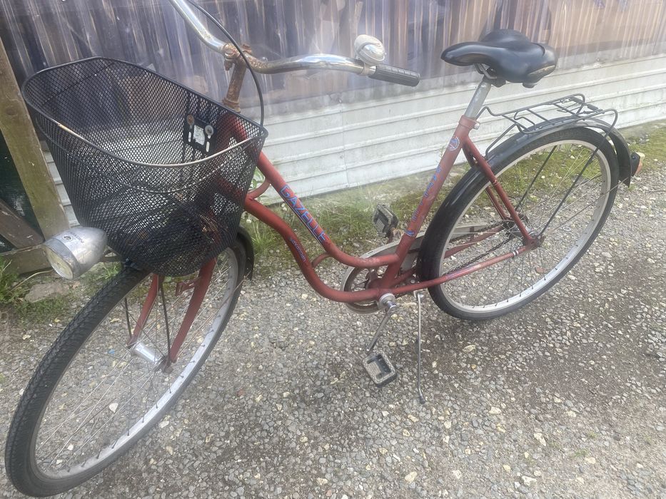 Na sprzedaz damka kola 28