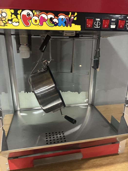 Maquina pipocas nova