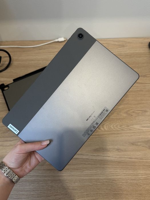 Планшет lenovo tab m10+