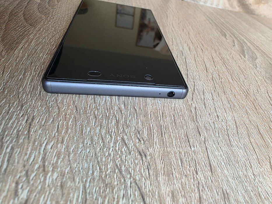 Sony Xperia Z5 E6653 – stan dobry, w pełni sprawny