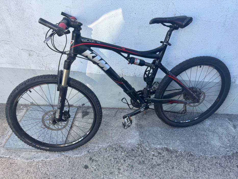 Bicicleta KTM Score RC 4.0