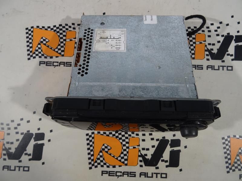 Rádio / auto-rádio SEAT Leon (1P1)