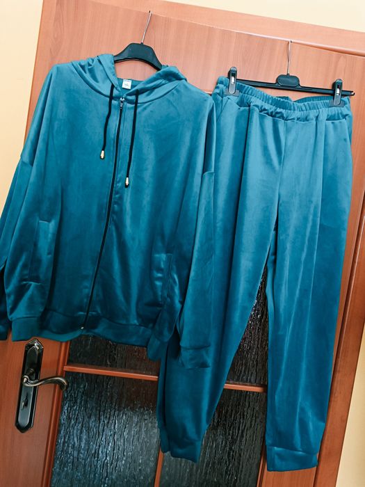 Dres niebieski komplet welurowy wiskoza