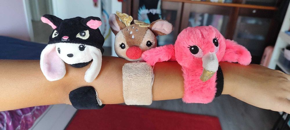 Pulseiras de pelucia (Snap Bracelet)