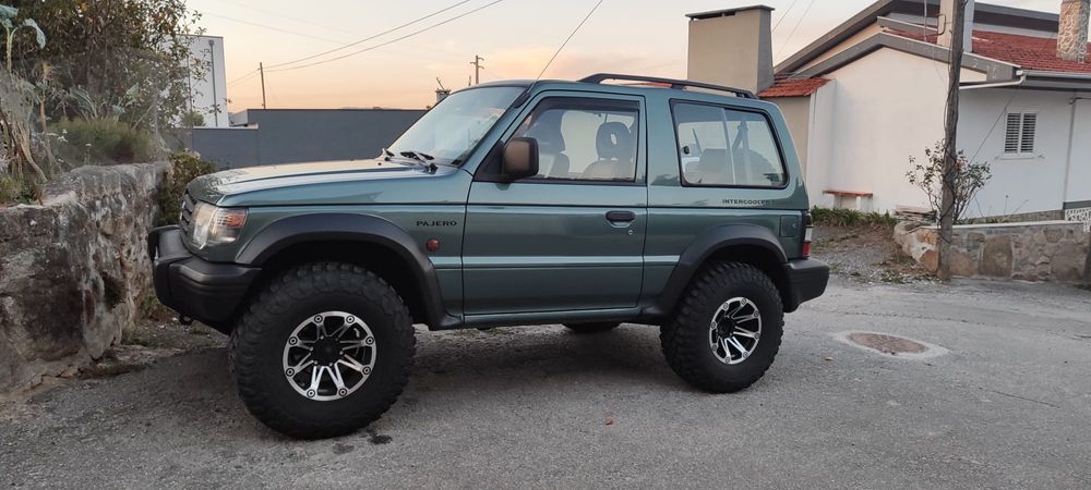 Mitsubishi Pajero 2.5 TD GLX Reservado