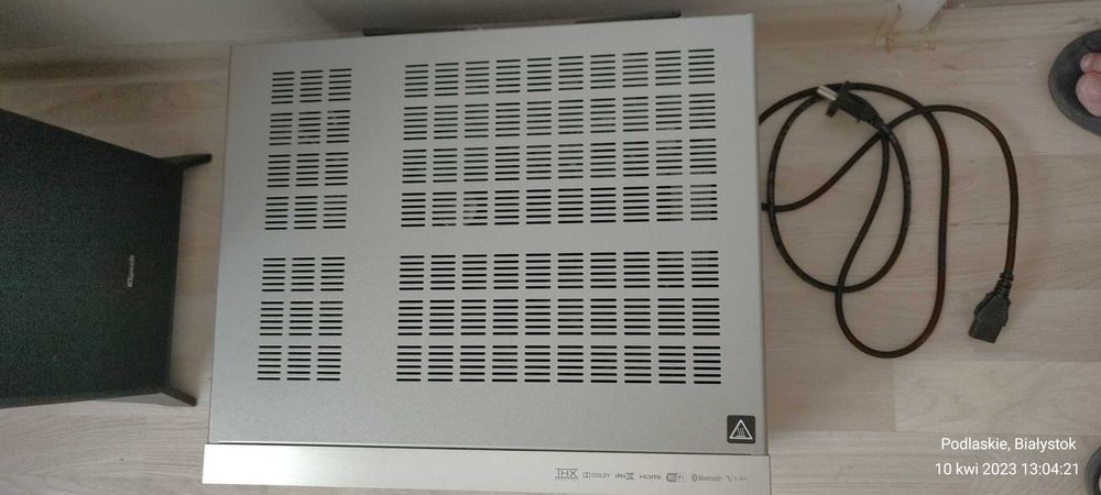 Amplituner Onkyo TX-RZ 810