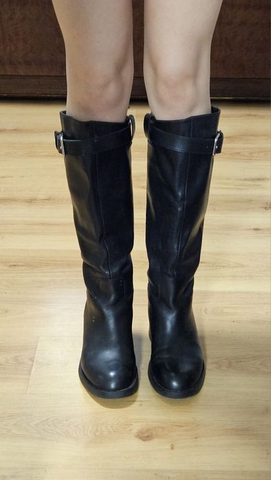 Чоботи шкіряні жіночі