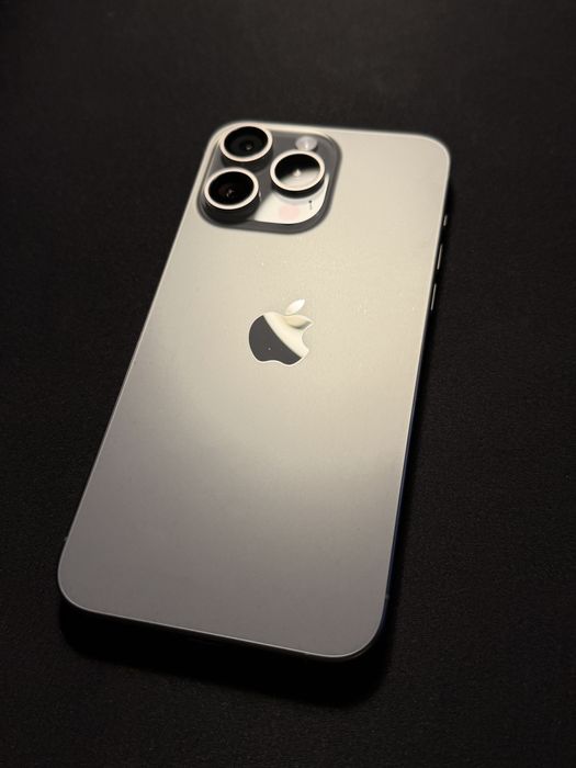 iPhone 15 Pro Max 256 GB Naturalny Tytan, stan idelany