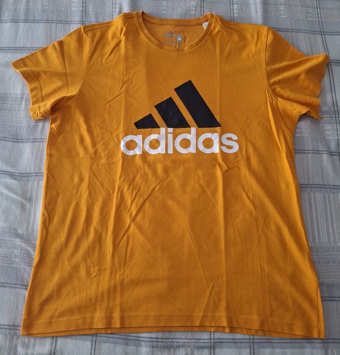 T-shirts Adidas tamanho XL