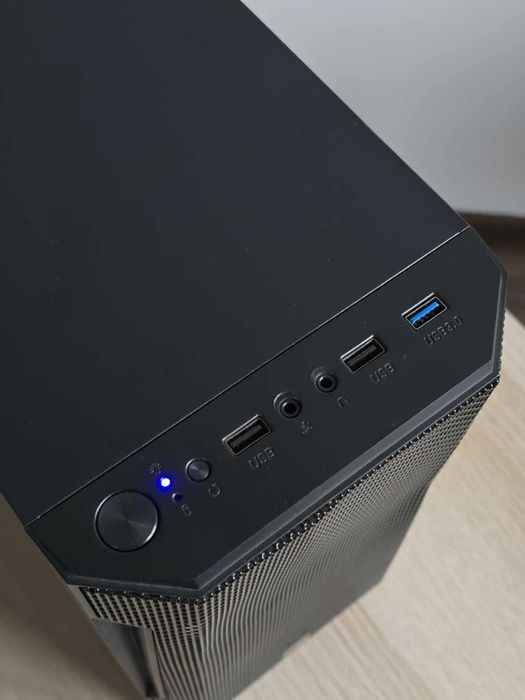 Komputer gamingowy (AMD Ryzen 3 3100, GTX 1650 Super, RAM 8GB, SSD)