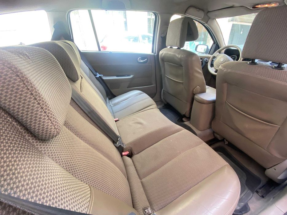 Renault Mégane 2 Break 1.9 dCi 120 cv – 2005 – 220 000 km