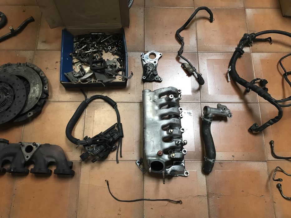 Mitsubishi Pajero 3.2 DId 2002 - pecas de motor e outras