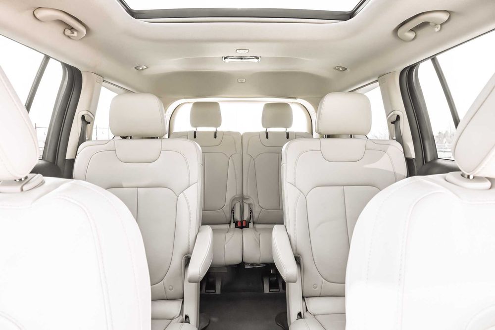 Wynajem Wypożyczalnia Samochodów JEEP GRAND CHEROKEE V6 + GAZ