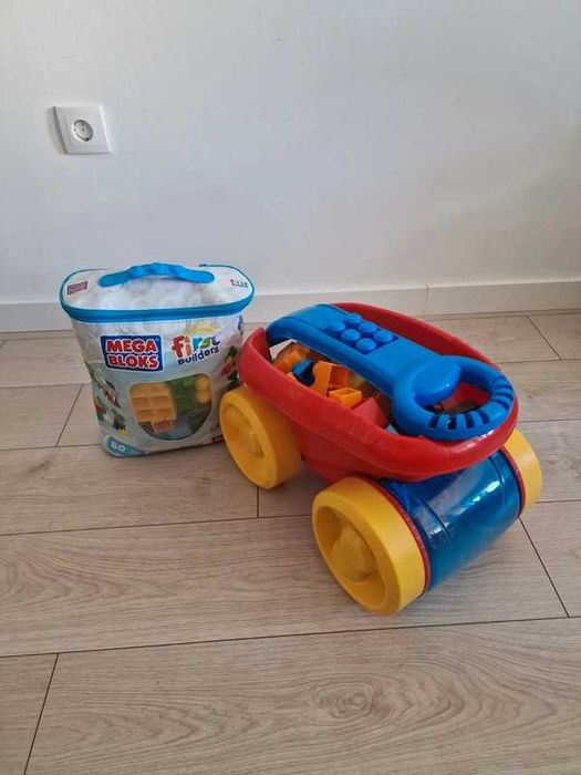 Carro Megabloks + Saco de Megabloks