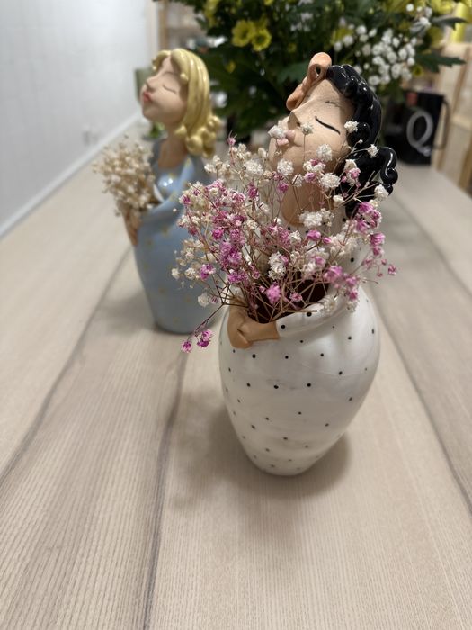 Handcrafted and Hand-Painted Ceramic Dolls430538556063754241