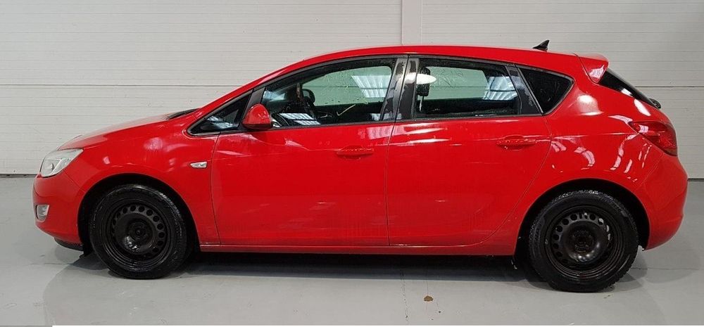 Opel Astra J 1.3 Cdti De 2010 Disponível Para Peças Motor E Caixa