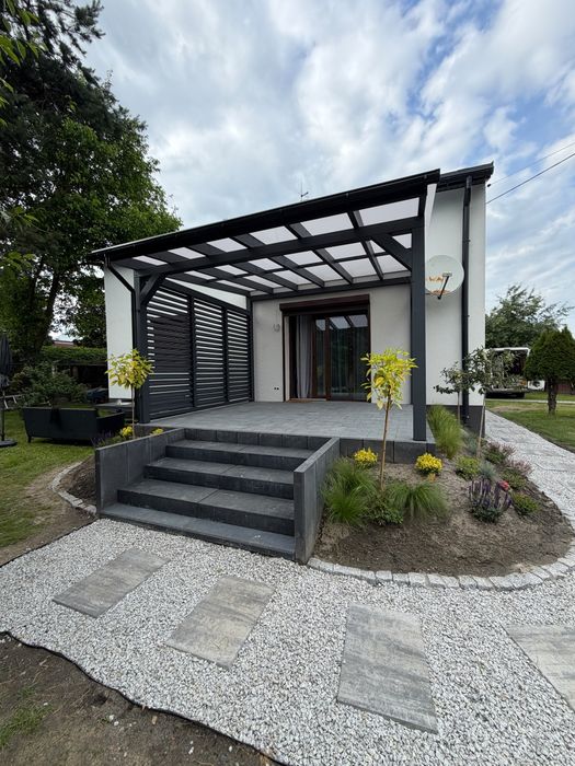 Zadaszenie tarasu z drewna • pergola • poliwęglan • blachodachówka