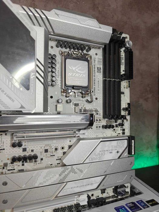 Материнська плата Asus Rog Strix Z890-A Gaming Wifi (LGA1851) 15 Intel