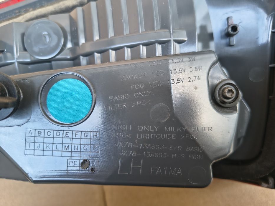 Ford Focus MK4 Kombi Lampa w klapę Lewa  Tył LED
