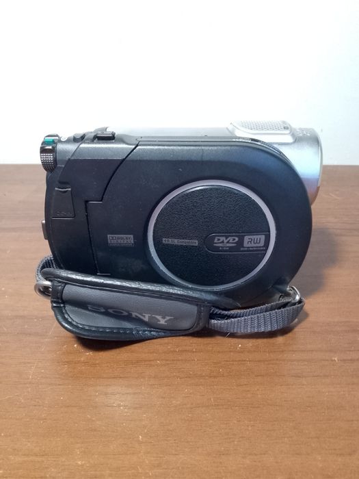 Sony carl zeiss vario-tessar optical x40