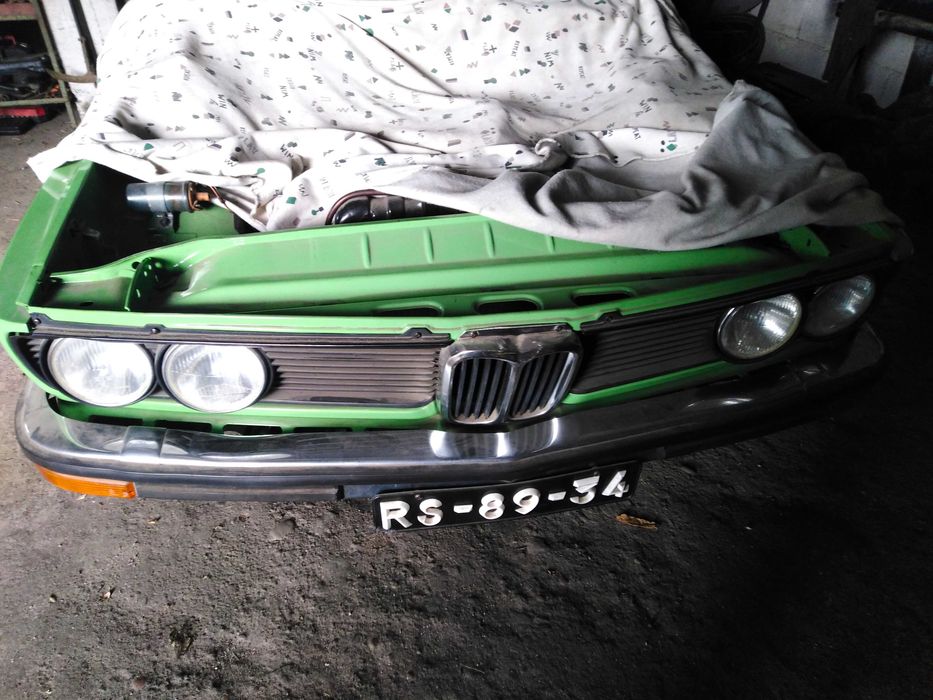 BMW 520 Clássico de 1975 de cor Verde