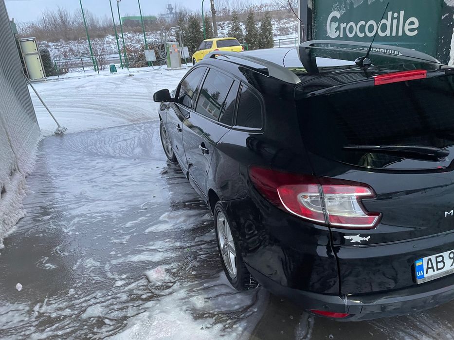 Продам машину в класному стані