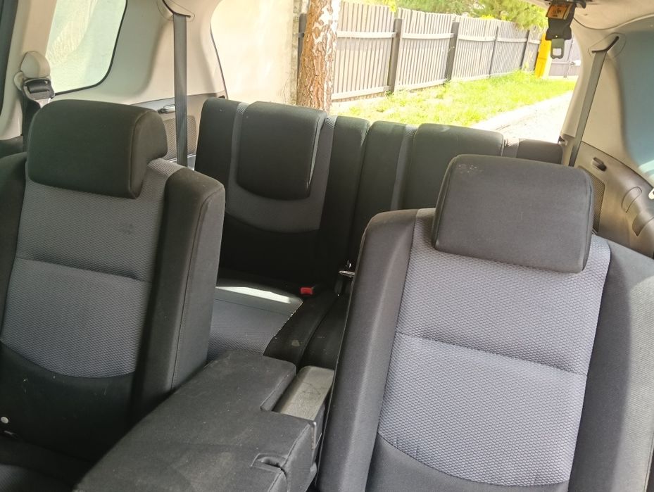 Mazda 5  2005r.  1.8 LPG   7 osob
