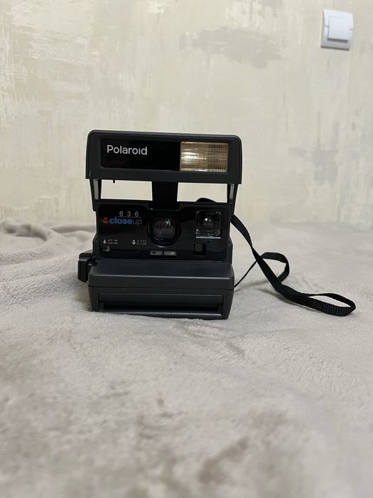Polaroid 636 closeup