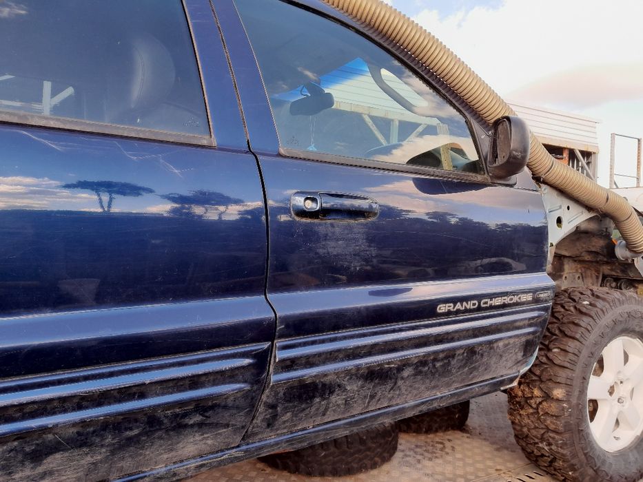 Jeep grand cherokee 2.7 drzwi