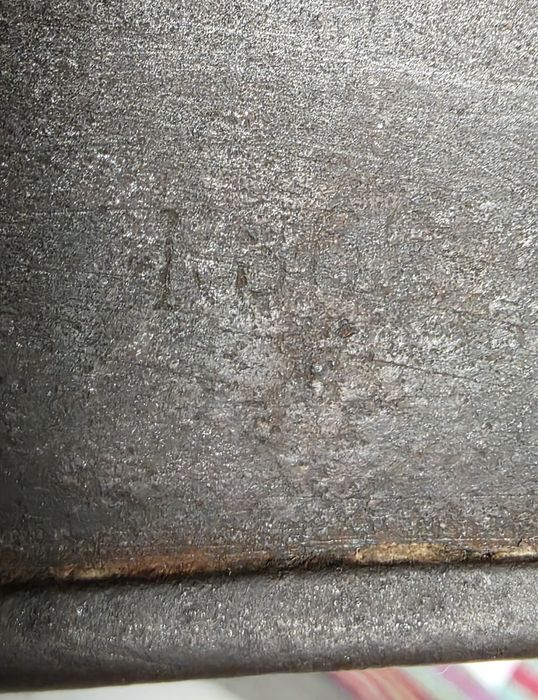Oryginalny Helm M42, Pozbawiony cech użytkowych