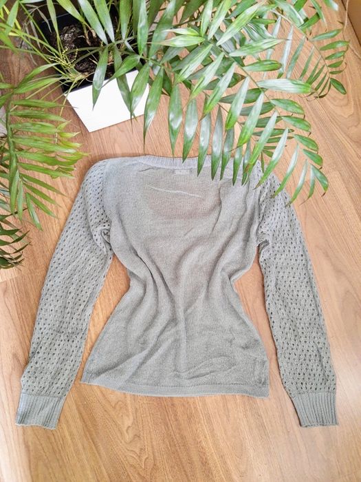 Szałwiowy miętowy sweterek z perełkami M-L