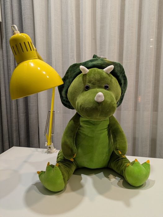 Динозавр м'який великий. Трицератопс