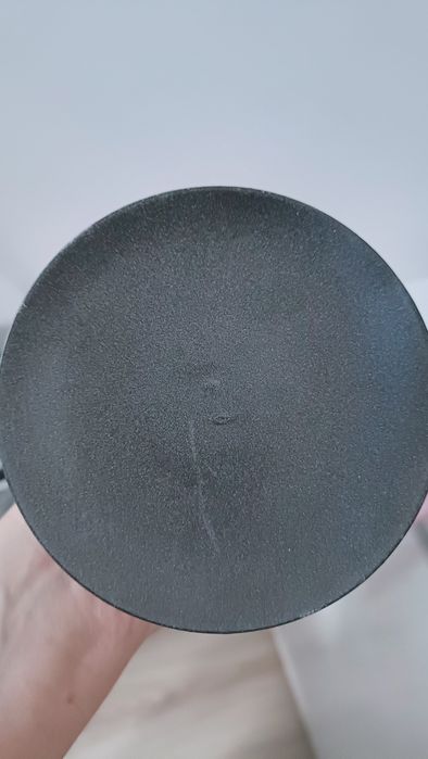 Ozdoba, świecznik. Wysoki na 28-29 cm. Metalowe. Ładne.