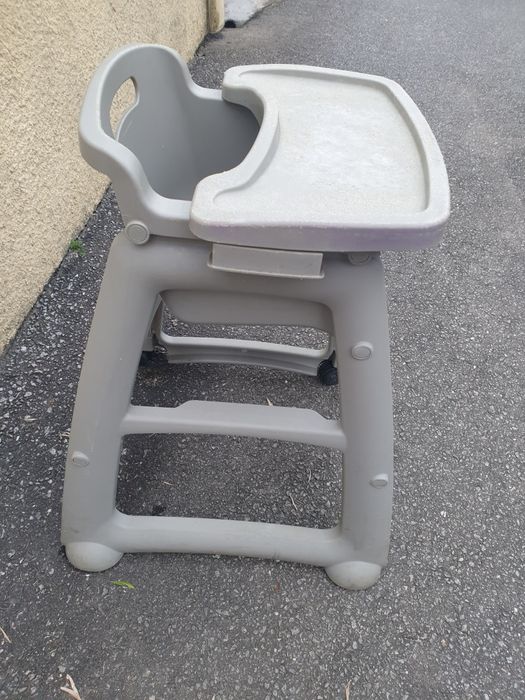 Cadeira de bebé Rubbermaid