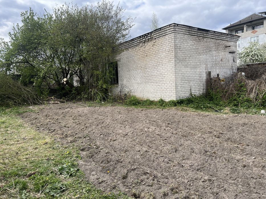 Продам приміщення