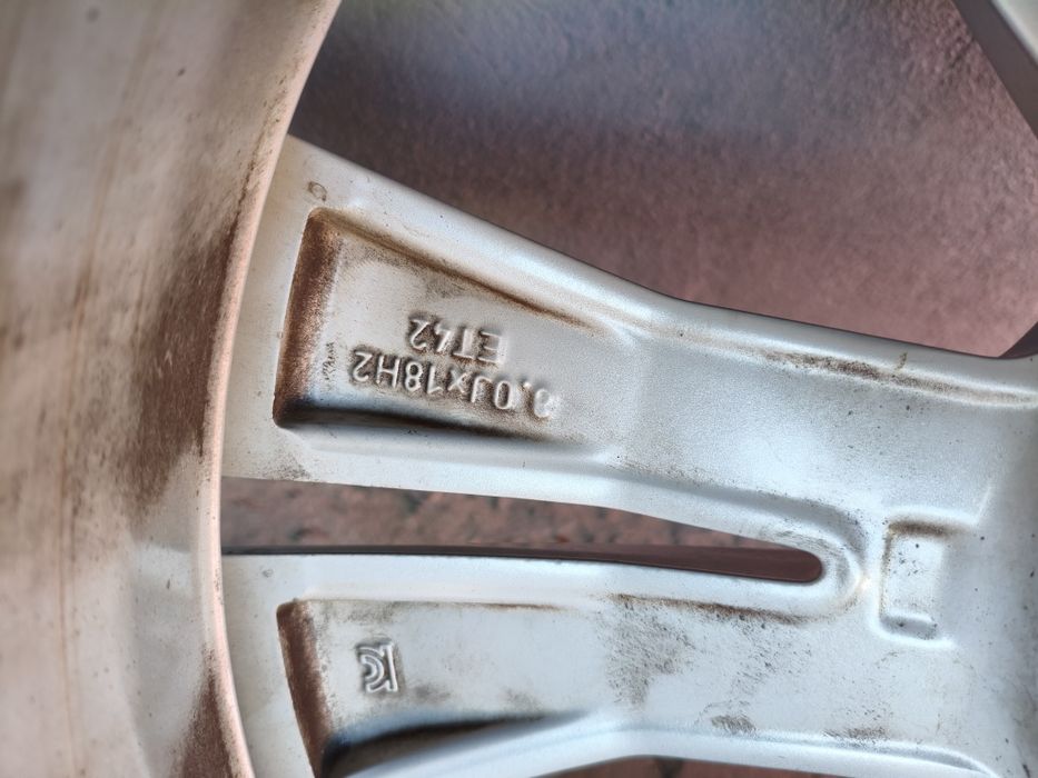 Комплект легкосплавних дисків Volvo Ford 5/108R18