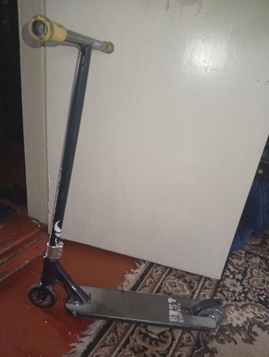 Продам самокат трюковый 65030 Best Scooter "SIMBIOTE