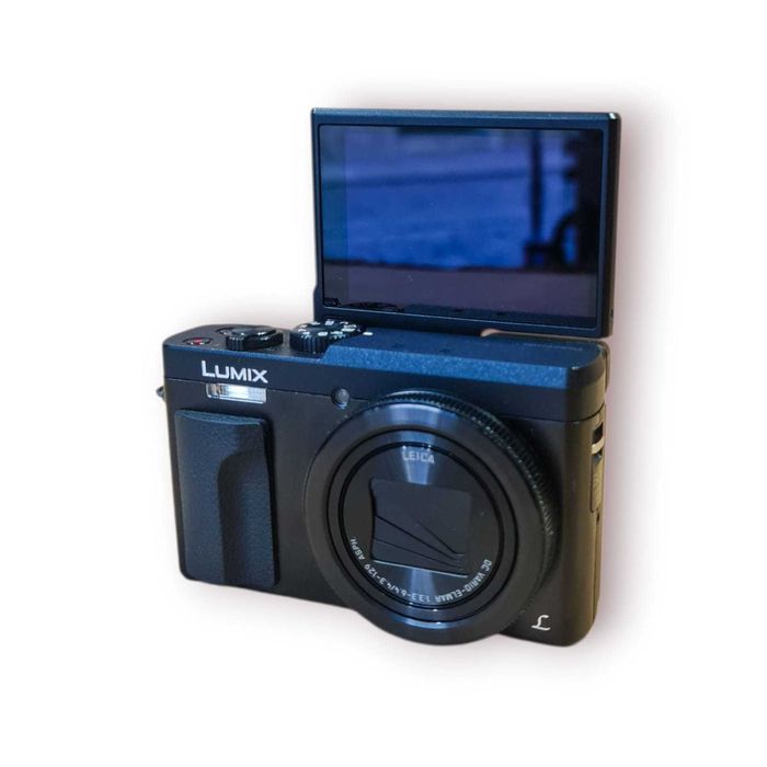 Câmara Digital Panasonic Lumix DC-TZ90 (Leica 30x Zoom, 4K, Ecrã)