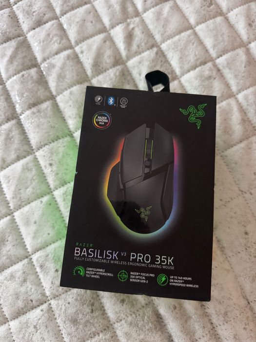 Rato gaming razer  em caixa , novo