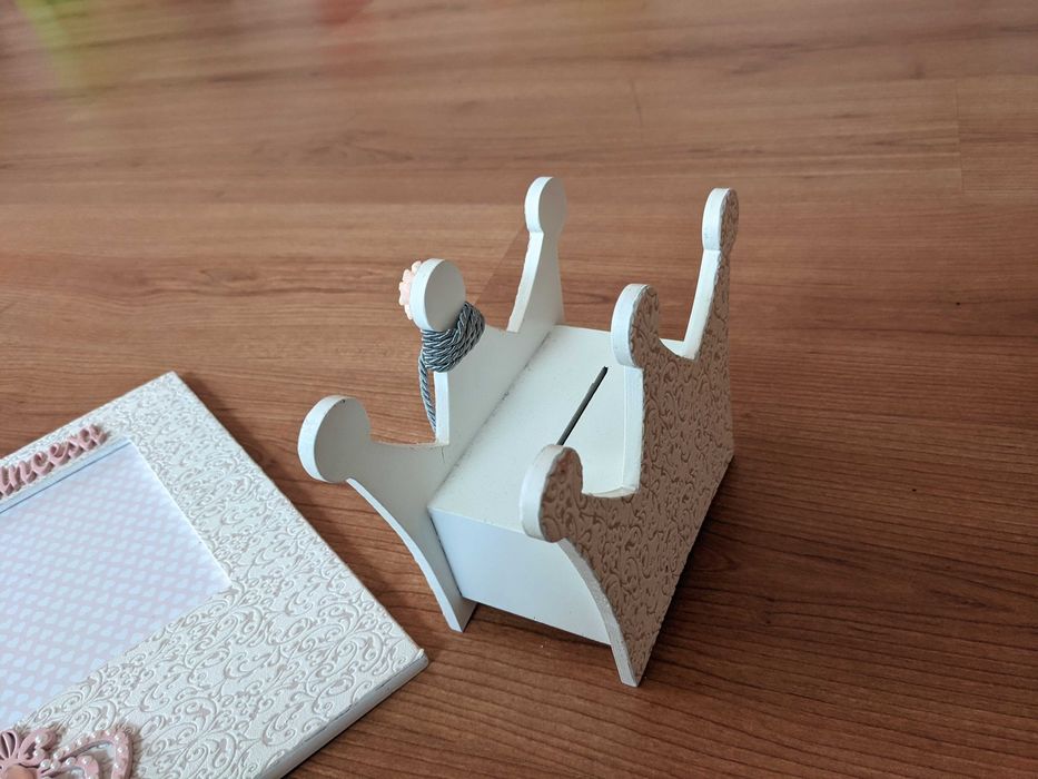 Decoração quarto: Moldura + mealheiro personalizado