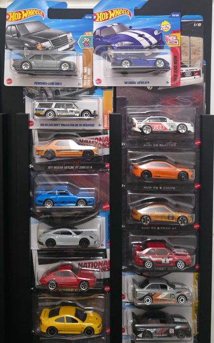 Zestaw Hot Wheels + 2 Tablici